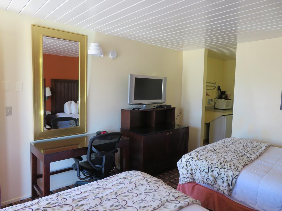 Royal Crest Motel Медфорд Экстерьер фото
